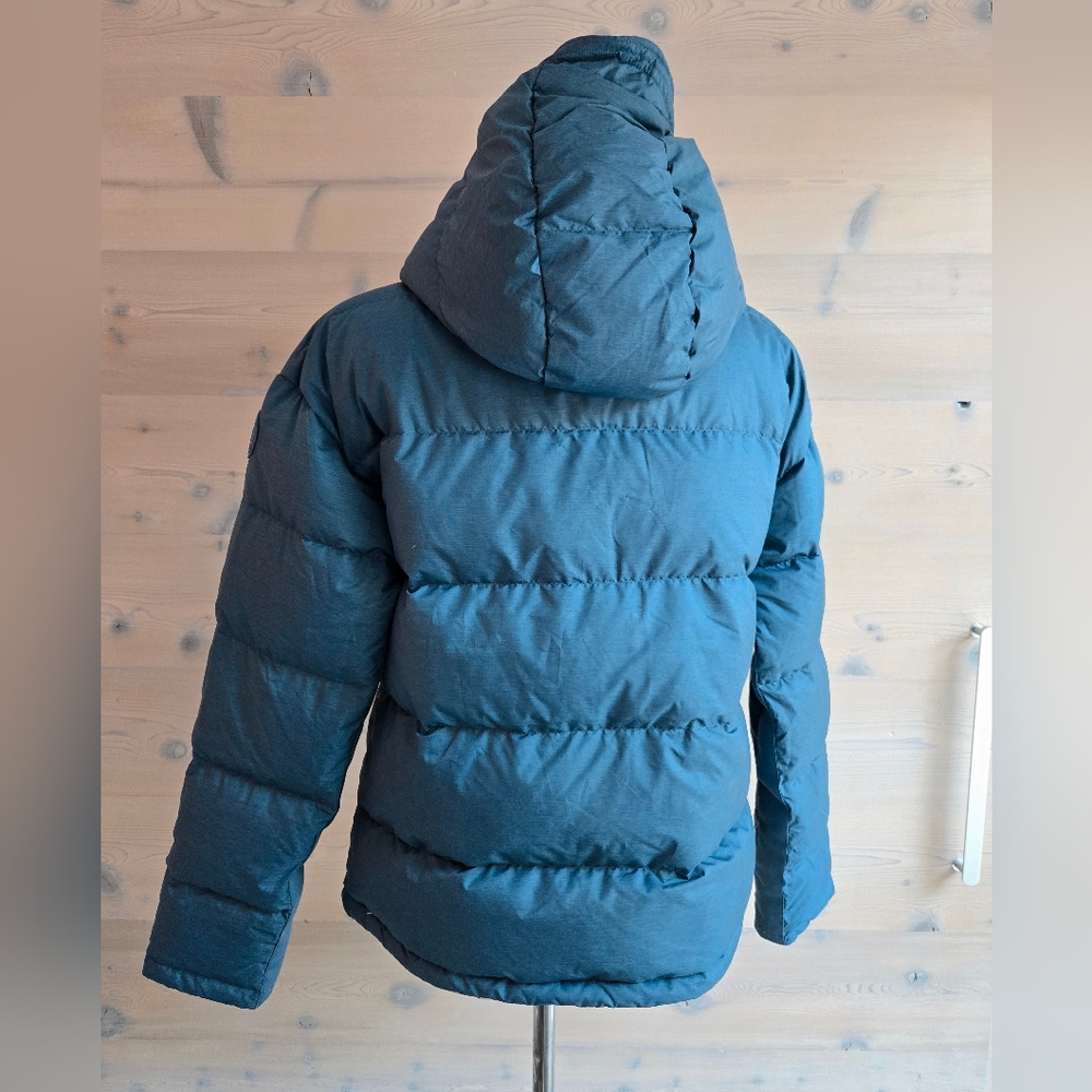 NWT Fourlaps Cover Down Hooded Puffer Jacket with Carrying Straps size Small - Picture 2 of 16